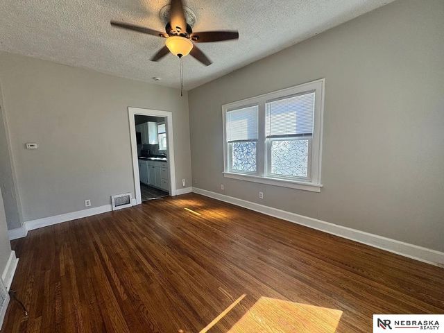 4438 Greenwood Street, Lincoln, NE 68504