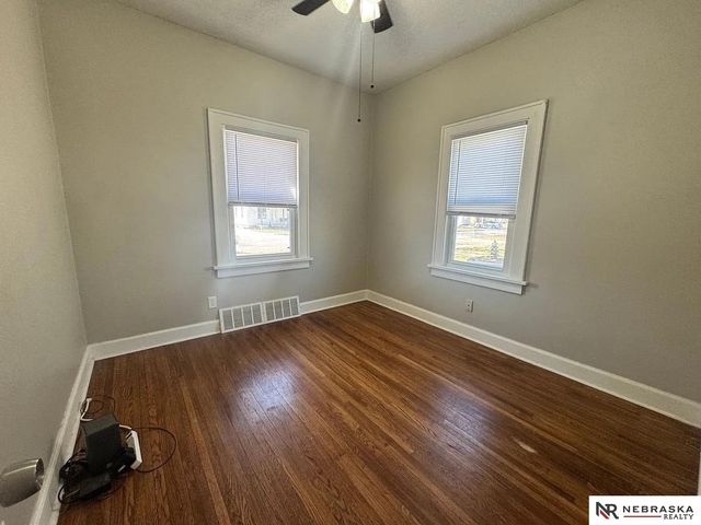 4438 Greenwood Street, Lincoln, NE 68504