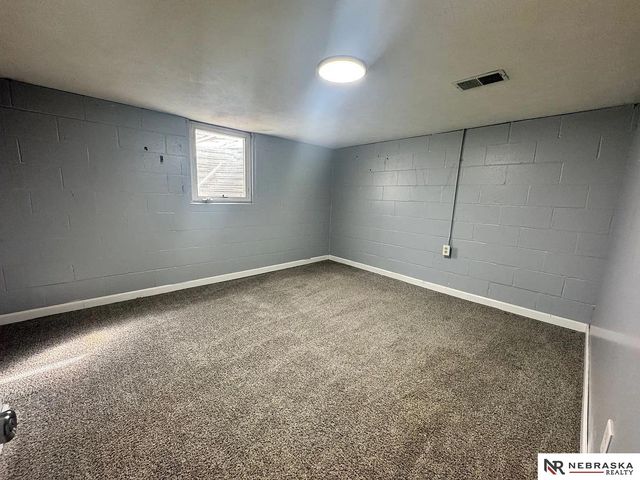 4438 Greenwood Street, Lincoln, NE 68504
