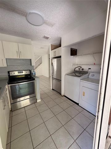 18674 SW 100th Ave 18674, Cutler Bay, FL 33157