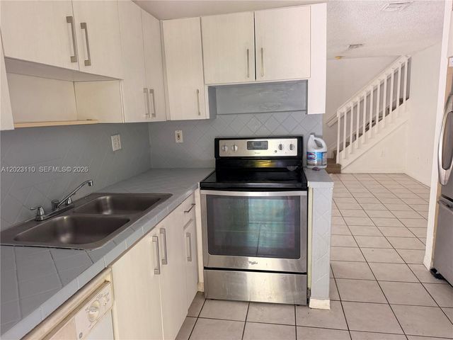 18674 SW 100th Ave 18674, Cutler Bay, FL 33157