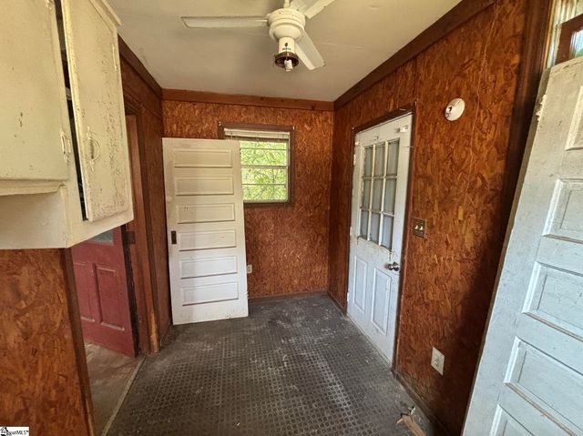 502 New Woodruff Road, Greer, SC 29651