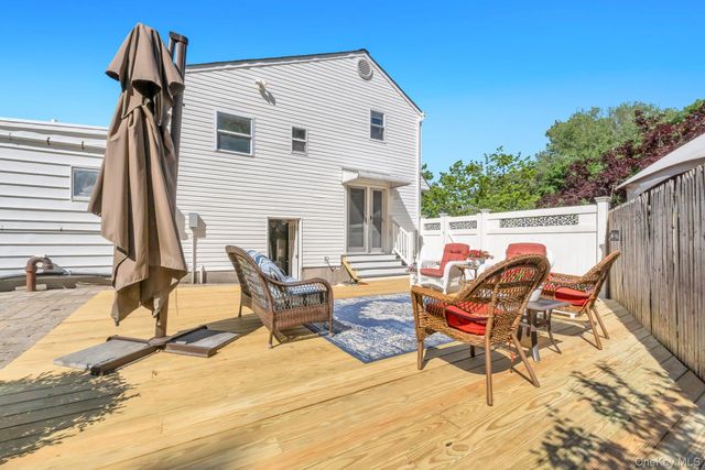 22 Wagon Lane E, Centereach, NY 11720