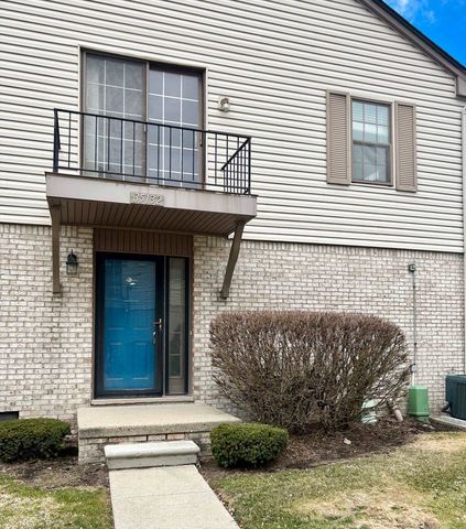 35132 N Bay Circle, Harrison Twp, MI 48045