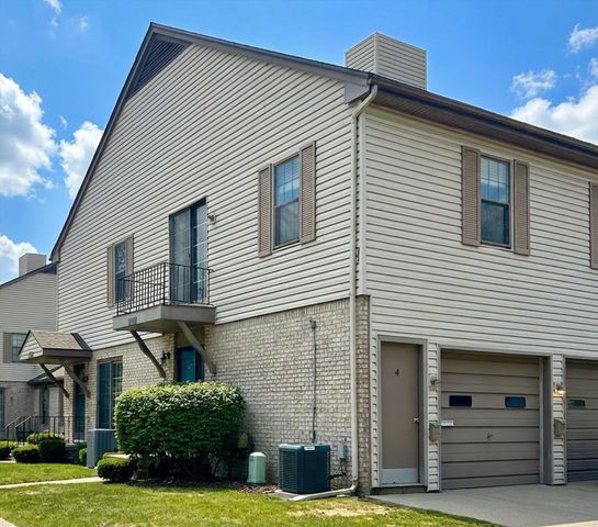 35132 N Bay Circle, Harrison Twp, MI 48045