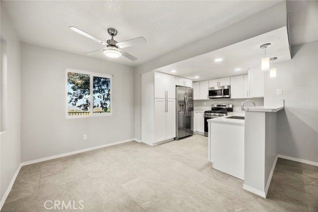 2616 Avenida Del Vista 104, Corona, CA 92882