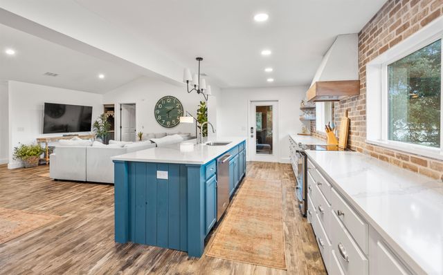 2970 Lewis Speedway, St Augustine, FL 32084