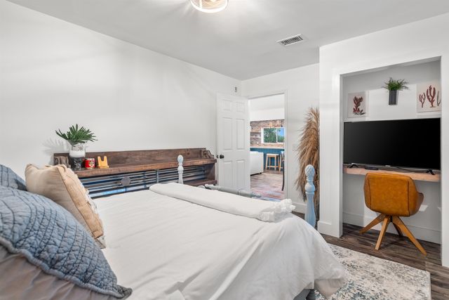 2970 Lewis Speedway, St Augustine, FL 32084