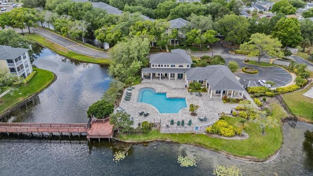 10024 STRAFFORD OAK COURT 802, Tampa, FL 33624