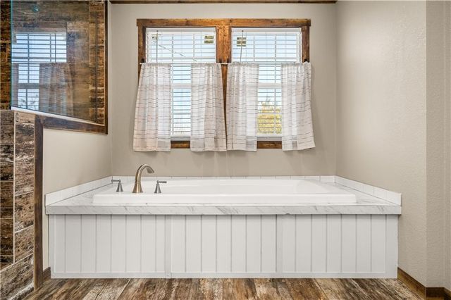 1190 PALMER CHAPEL Road, Pineville, LA 71360