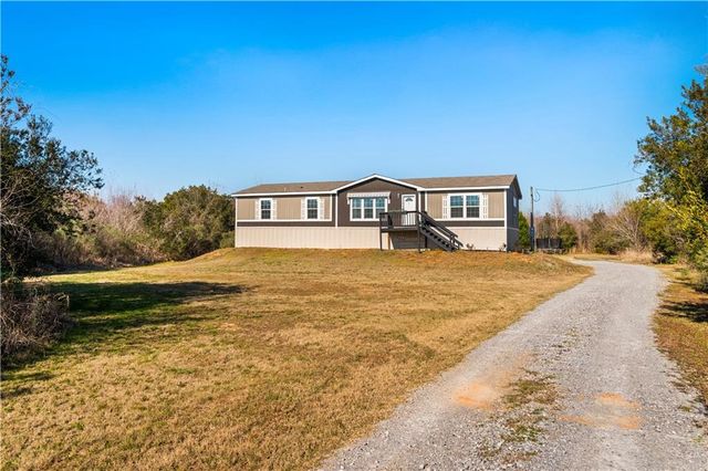 1190 PALMER CHAPEL Road, Pineville, LA 71360