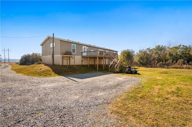 1190 PALMER CHAPEL Road, Pineville, LA 71360