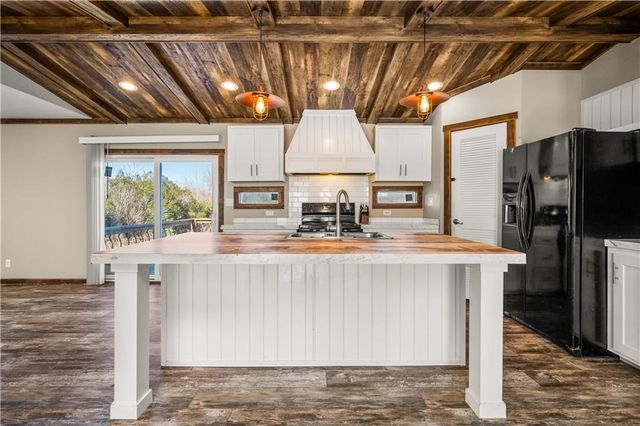 1190 PALMER CHAPEL Road, Pineville, LA 71360