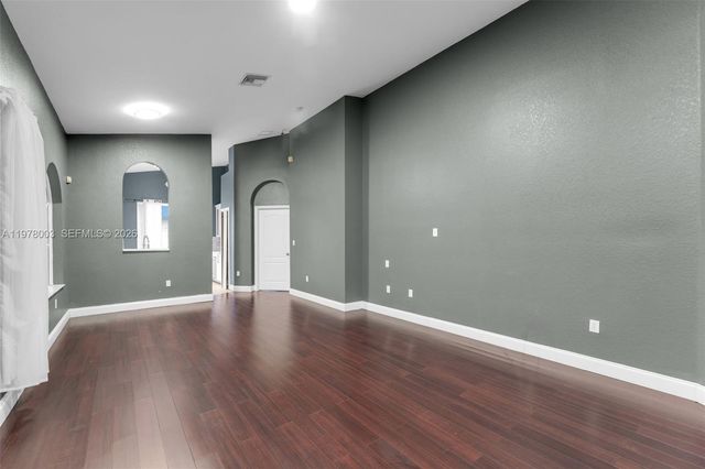 3983 NE 12th Dr, Homestead, FL 33033