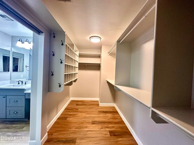 2519 W BENT TREE Drive, Phoenix, AZ 85085