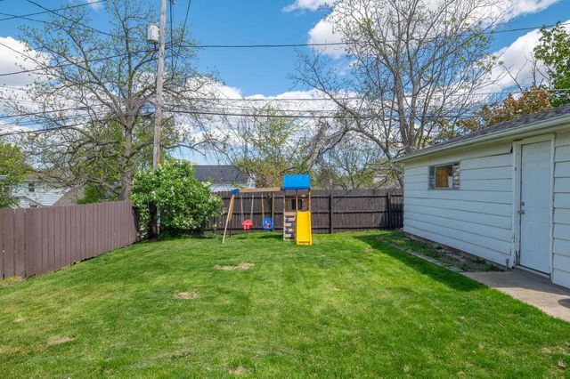 222 90th STREET, Milwaukee, WI 53226