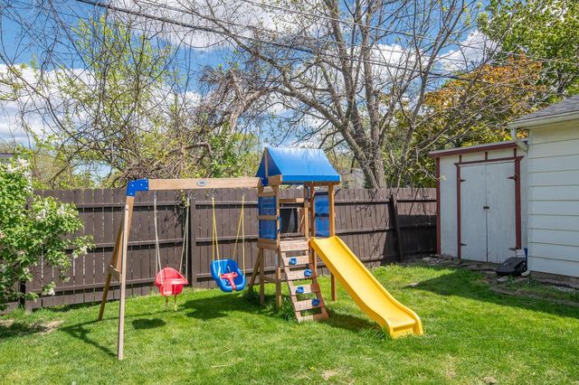 222 90th STREET, Milwaukee, WI 53226