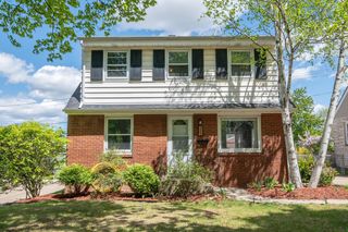 222 90th STREET, Milwaukee, WI 53226