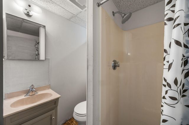 34 Commodore Lane, Marstons Mills, MA 02648