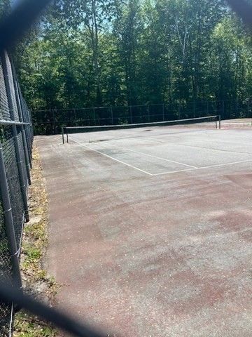 16 Shadowbrook Lane 32, Milford, MA 01757