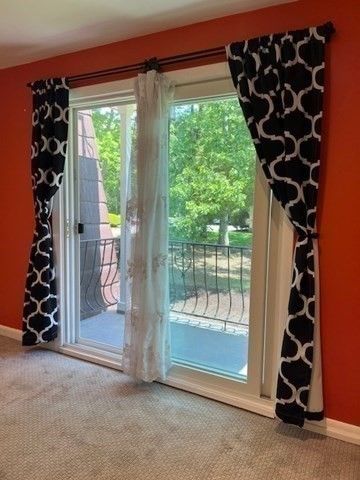 16 Shadowbrook Lane 32, Milford, MA 01757