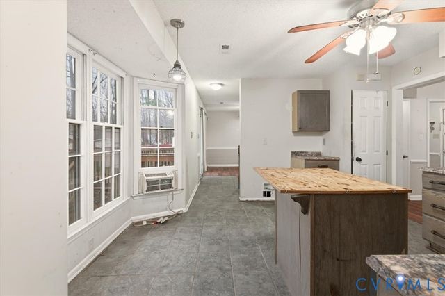 8928 Hawkbill Rd, North Chesterfield, VA 23237