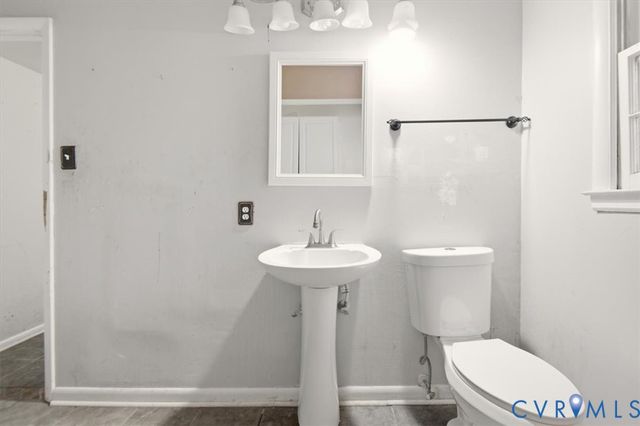 8928 Hawkbill Rd, North Chesterfield, VA 23237