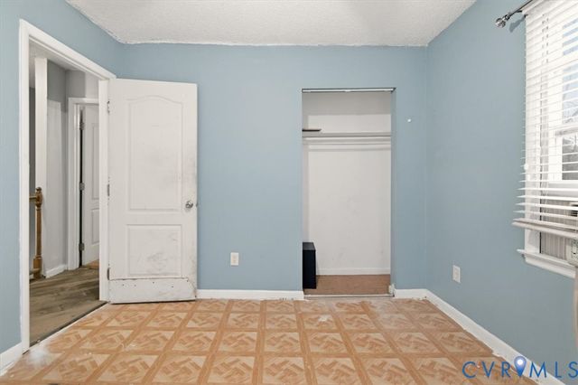 8928 Hawkbill Rd, North Chesterfield, VA 23237