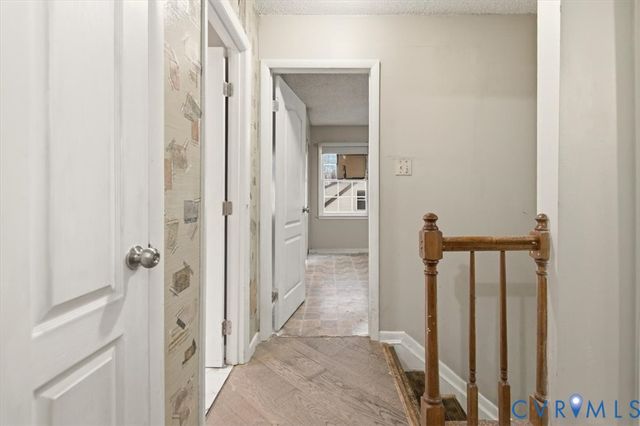 8928 Hawkbill Rd, North Chesterfield, VA 23237