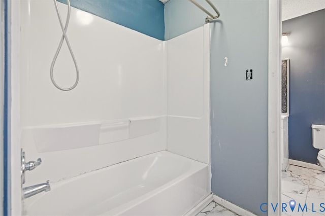 8928 Hawkbill Rd, North Chesterfield, VA 23237