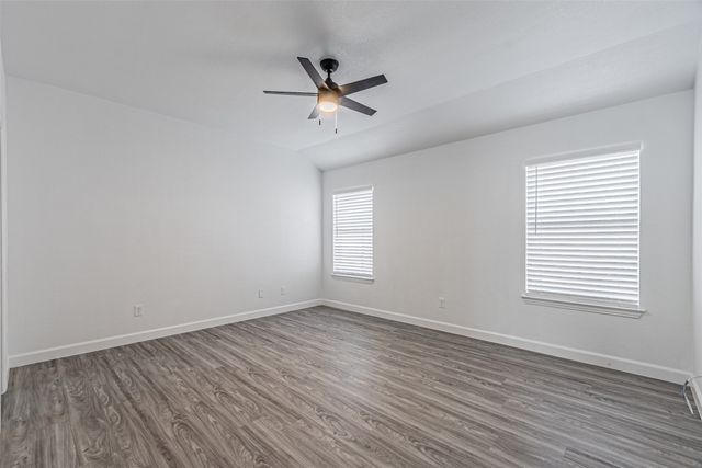 875 Grace Lane, Irving, TX 75061