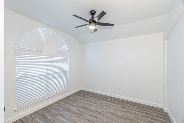 875 Grace Lane, Irving, TX 75061