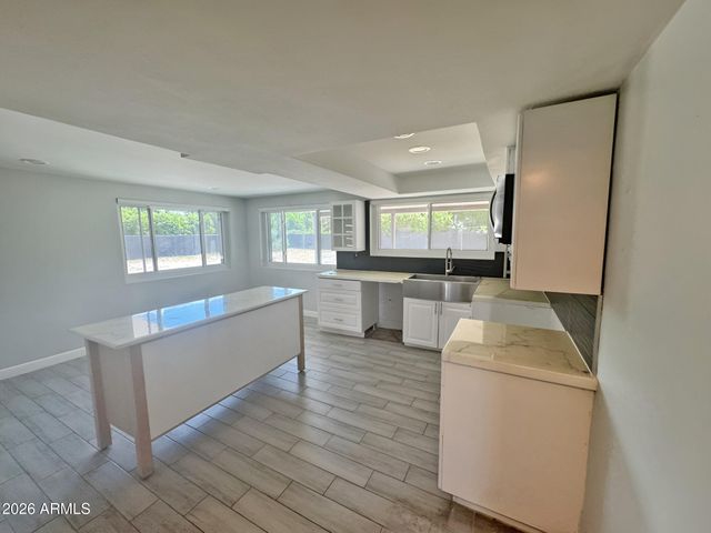 753 W 6TH Drive, Mesa, AZ 85210