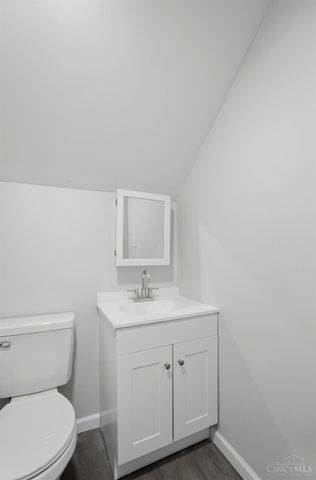 2807 W Galbraith Road, Cincinnati, OH 45239