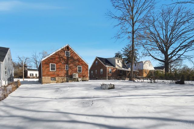 2807 W Galbraith Road, Cincinnati, OH 45239