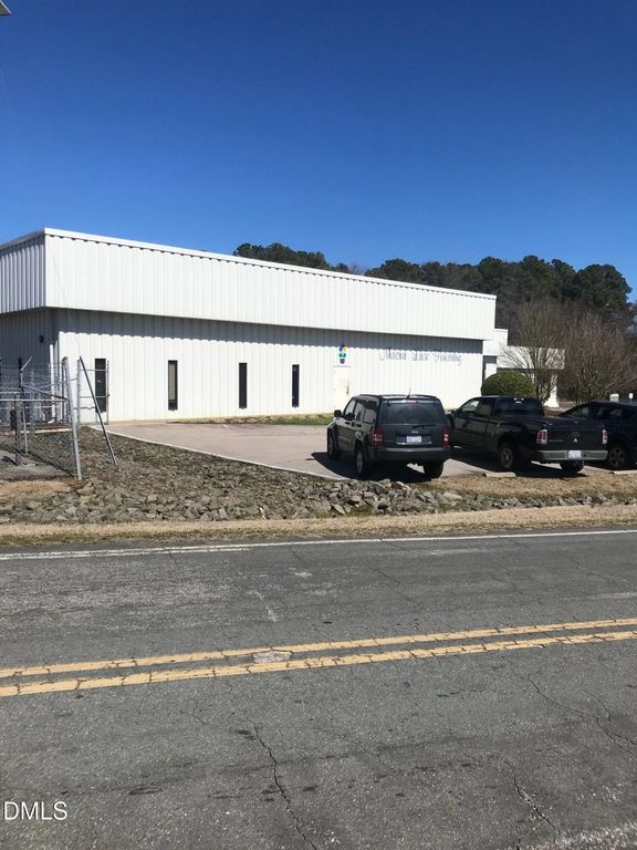 606 Pine Tree Road, Oxford, NC 27565