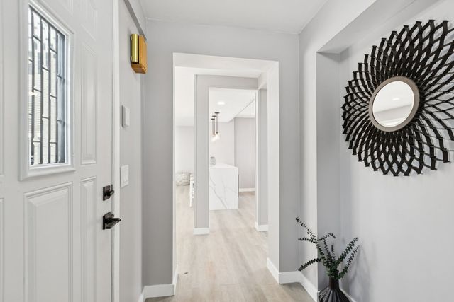 4N327 7th Avenue, Addison, IL 60101