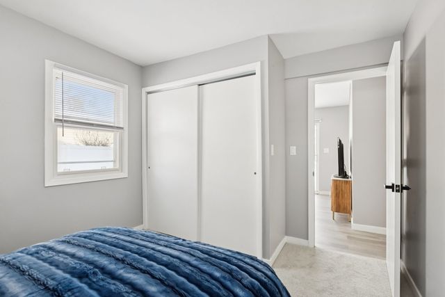 4N327 7th Avenue, Addison, IL 60101