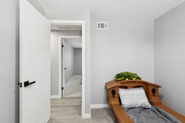 4N327 7th Avenue, Addison, IL 60101