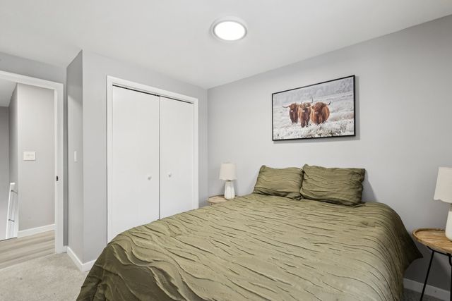 4N327 7th Avenue, Addison, IL 60101