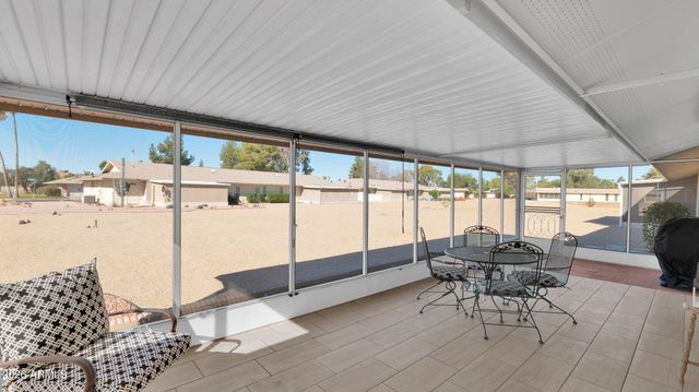9822 W LONG HILLS Drive, Sun City, AZ 85351