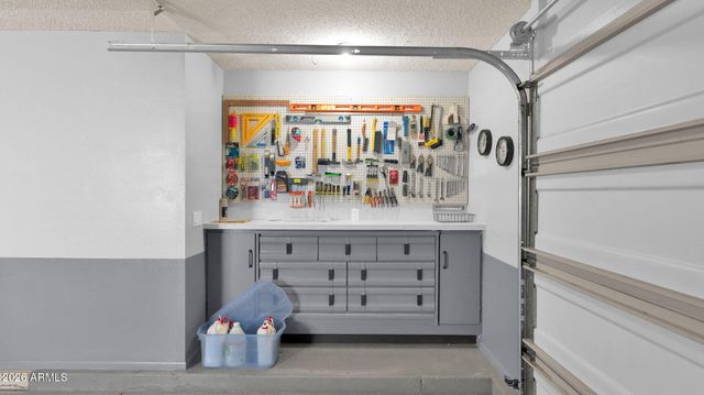 9822 W LONG HILLS Drive, Sun City, AZ 85351