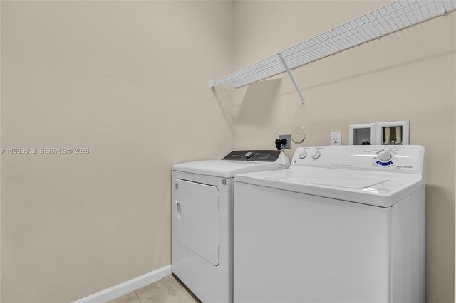 4308 Cascada Cir, Cooper City, FL 33024