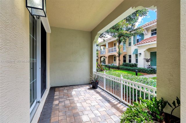 4308 Cascada Cir, Cooper City, FL 33024