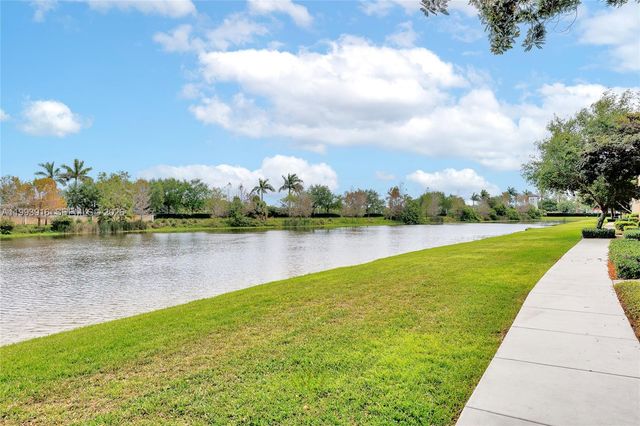 4308 Cascada Cir, Cooper City, FL 33024