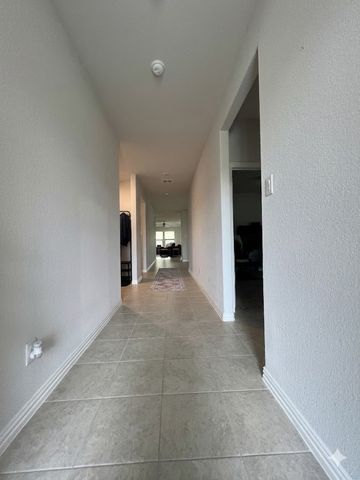 6304 Dry Gulch Trail, Fort Worth, TX 76179