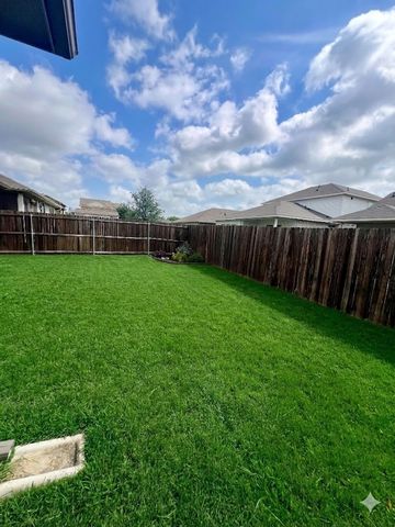 6304 Dry Gulch Trail, Fort Worth, TX 76179