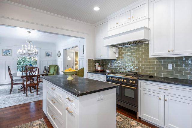 2444 Ashcroft Avenue, Clovis, CA 93611