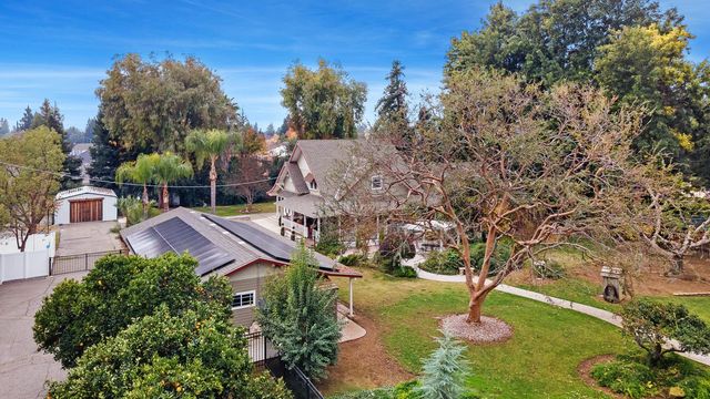 2444 Ashcroft Avenue, Clovis, CA 93611