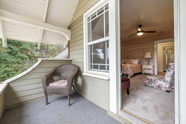 2444 Ashcroft Avenue, Clovis, CA 93611